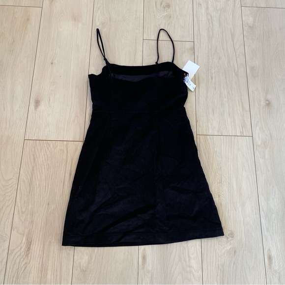 Aritzia corduroy dress - Picture 2 of 2